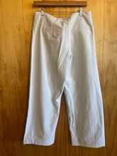Load image into Gallery viewer, Size 12 Lululemon Cream Women&#39;s Pants
