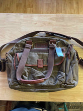 Load image into Gallery viewer, Duluth Trading Travel Bag
