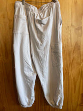 Load image into Gallery viewer, Size Large Athleta White Women's Sweatpants
