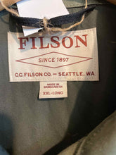 Load image into Gallery viewer, Size XXL Filson Men&#39;s Sweater &amp; Sweatshirt
