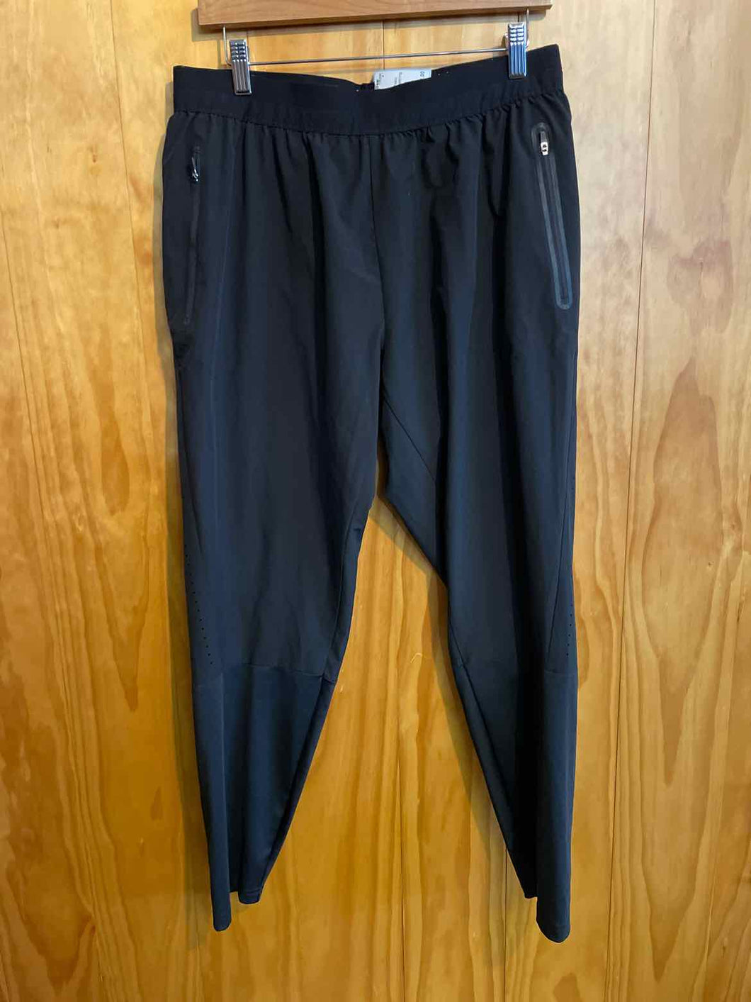 Size L Russell Men's Pants