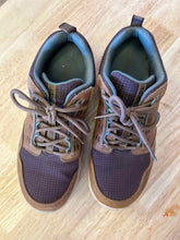 Load image into Gallery viewer, Shoe Size 9.5 L.L. Bean Casual Shoes
