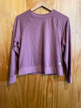 Load image into Gallery viewer, Size Unknown Vuori Pink Women's Long Sleeve Shirt
