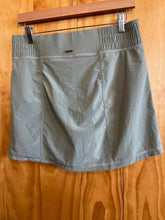 Load image into Gallery viewer, Size M Prana Green Skort

