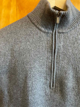 Load image into Gallery viewer, Size Medium Patagonia Men's Sweater &amp; Sweatshirt
