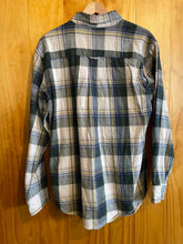 Load image into Gallery viewer, Size M Red Head Men's Flannel
