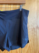 Load image into Gallery viewer, Size XL The North Face Black Women's Shorts
