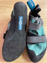 Load image into Gallery viewer, Scarpa Unisex 6 Shoes
