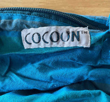 Load image into Gallery viewer, Cocoon Blanket
