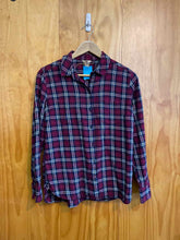 Load image into Gallery viewer, Size Medium Woolrich Purple Women&#39;s Flannel
