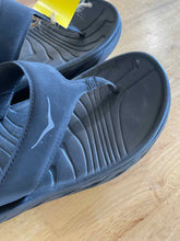 Load image into Gallery viewer, 8 Hoka Men's Sandals
