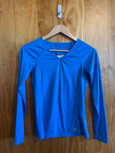 Load image into Gallery viewer, Size XXS REI Blue Women's Long Sleeve Shirt
