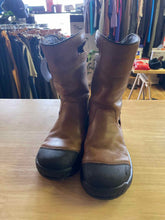 Load image into Gallery viewer, 8 Red Wing Men's Boots
