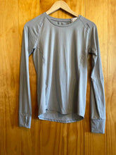 Load image into Gallery viewer, Size S UNRL Grey Women's Long Sleeve Shirt
