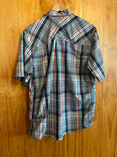 Load image into Gallery viewer, Size L Kavu Men&#39;s Short Sleeve Shirt
