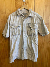 Load image into Gallery viewer, Size M Weekend Traveler Tan Women's Short Sleeve Shirt
