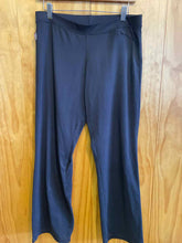 Load image into Gallery viewer, Size M Brooks Black Women's Pants

