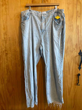 Load image into Gallery viewer, Size 26 Good American Light Blue Women&#39;s Jeans
