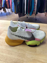 Load image into Gallery viewer, Shoe Size 6 Nike White Running Shoes
