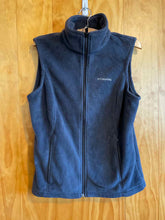 Load image into Gallery viewer, Size Medium Columbia Black Women's Vest
