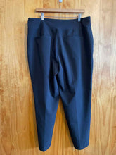 Load image into Gallery viewer, Size 16 Athleta Black Women's Pants

