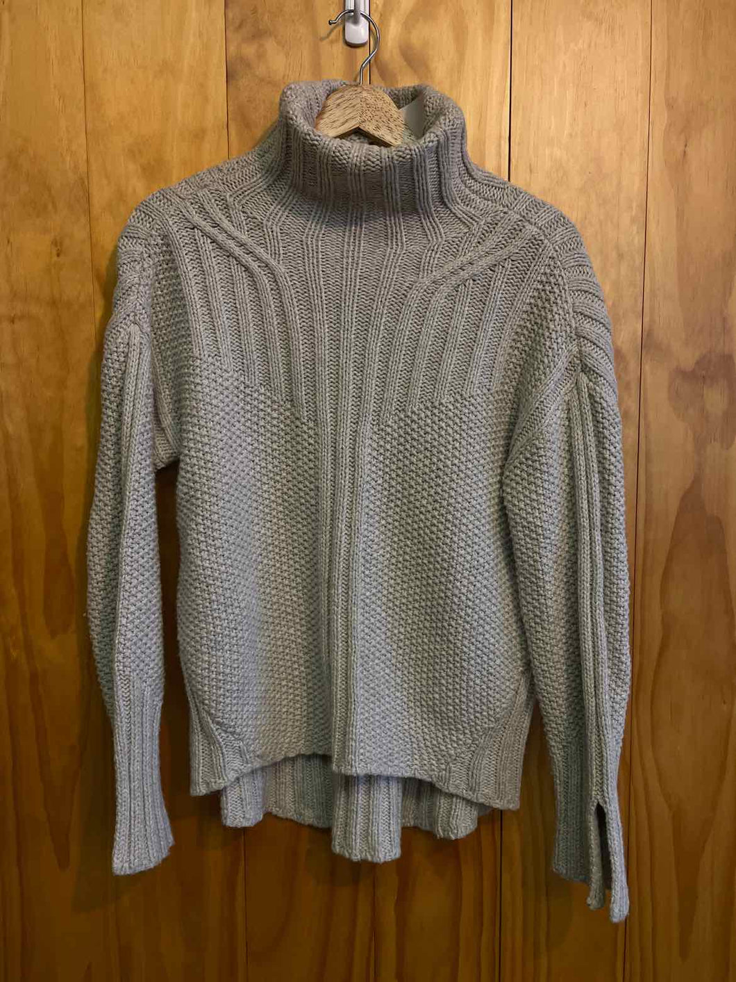 Size Small Smart Wool Beige Women's Sweater & Sweatshirt