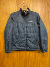 Load image into Gallery viewer, Size Medium Columbia Men&#39;s Light Jacket
