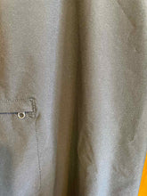 Load image into Gallery viewer, Size 10 Columbia Black Women's Capris
