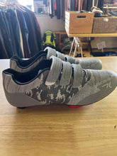 Load image into Gallery viewer, Feyenold 44 Cycling Shoes
