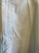 Load image into Gallery viewer, Size 40 IZOD Men's Shorts
