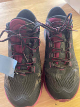Load image into Gallery viewer, Women&#39;s Shoe Size 8.5 La Sportiva Black Running Shoes

