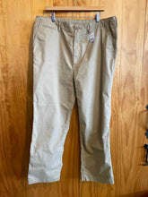 Load image into Gallery viewer, Size 36 Birdwell Men&#39;s Pants
