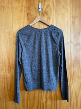 Load image into Gallery viewer, Lululemon Grey Women's Long Sleeve Shirt
