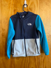 Load image into Gallery viewer, Child Size 6 Columbia Boy's Fleece
