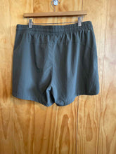 Load image into Gallery viewer, Size XL Mondetta Men's Shorts
