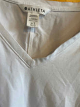 Load image into Gallery viewer, Size Large Athleta White Women's Short Sleeve Shirt
