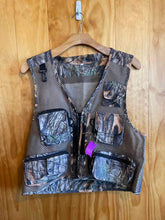 Load image into Gallery viewer, Fishing Vest
