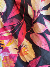 Load image into Gallery viewer, Size Small Columbia Pink Women's Shorts
