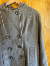 Load image into Gallery viewer, Women Size Medium Croft &amp; Barrow Grey Women's Winter Jacket
