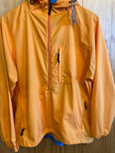 Load image into Gallery viewer, Size Large Royal Robbins Men's Light Jacket
