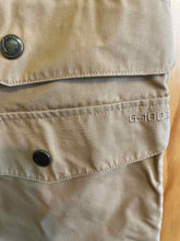 Load image into Gallery viewer, Size 40 Fjall Raven Men's Hiking Pants

