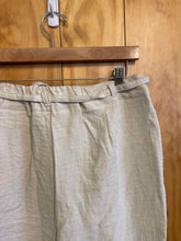 Load image into Gallery viewer, Size 10 DNKY Cream Women's Hiking Pants
