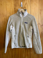 Load image into Gallery viewer, Women Size XS Patagonia White Women&#39;s Light Jacket
