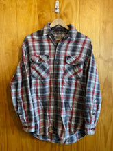 Load image into Gallery viewer, Size Small Duluth Trading Men's Flannel
