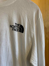 Load image into Gallery viewer, Size Large The North Face Men&#39;s Long Sleeve Shirt

