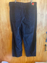 Load image into Gallery viewer, Size 38 Empyre Men's Pants
