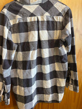 Load image into Gallery viewer, Size Large Woolrich Brown Women's Long Sleeve Shirt

