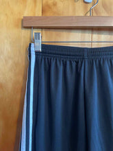 Load image into Gallery viewer, Size XS Adidas Men's Shorts
