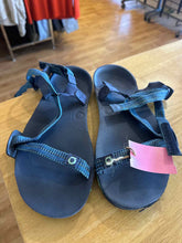 Load image into Gallery viewer, Women's Shoe Size 9 XeroShoes Navy Water Shoes
