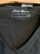 Load image into Gallery viewer, Size Large Eddie Bauer Green Women's Long Sleeve Shirt
